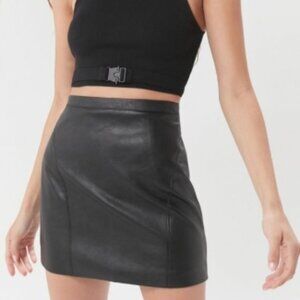 PrettyLittleThing Black Leather Mini Skirt Size 8 Y2K Model Off Duty Streetwear